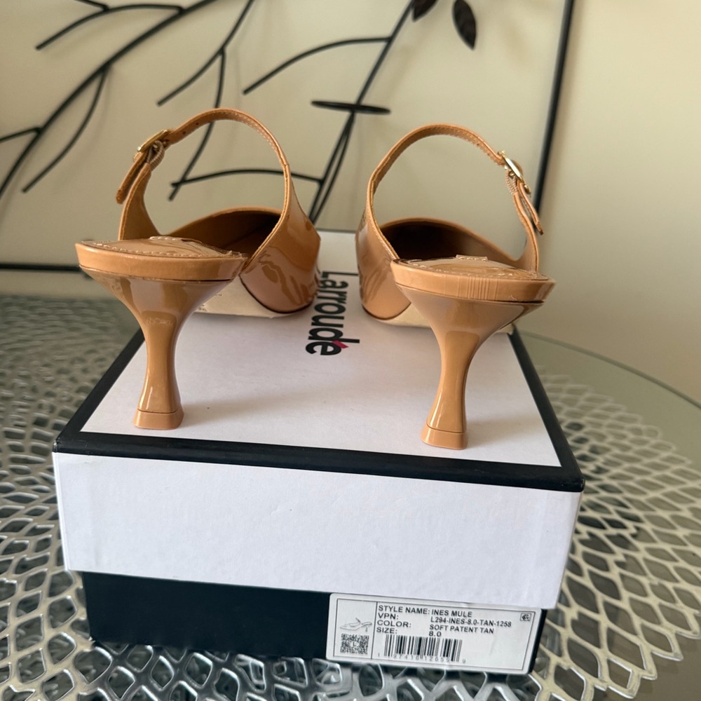 Larroude Ines Pointed Toe High Heel Patent Leather Mules in Tan Size 8 NIB - Picture 10 of 11